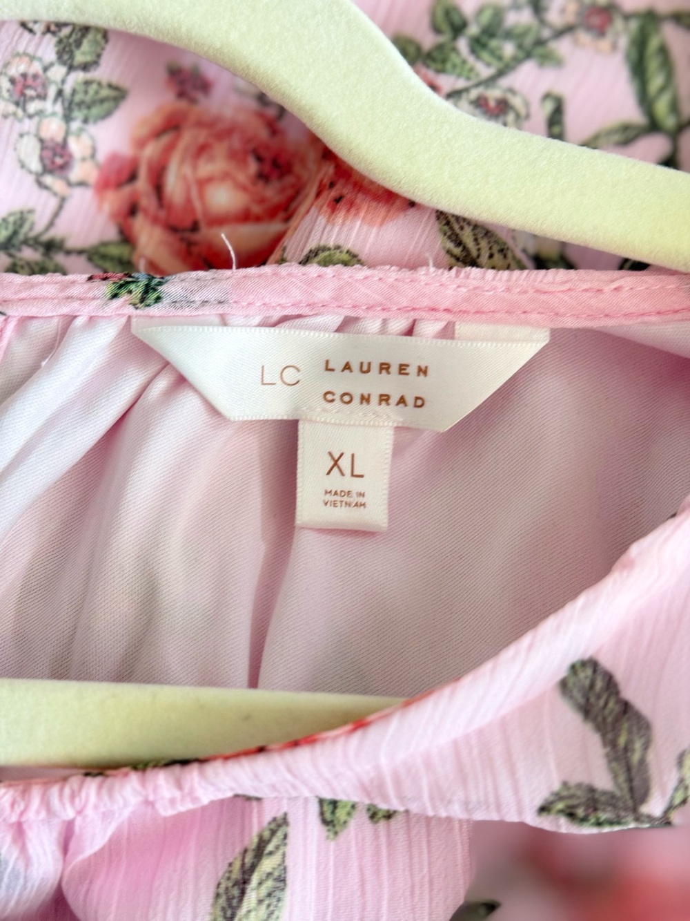 ๐ป LC Lauren Conrad Pink Floral Peasant Blouse XL - Picture 5 of 8